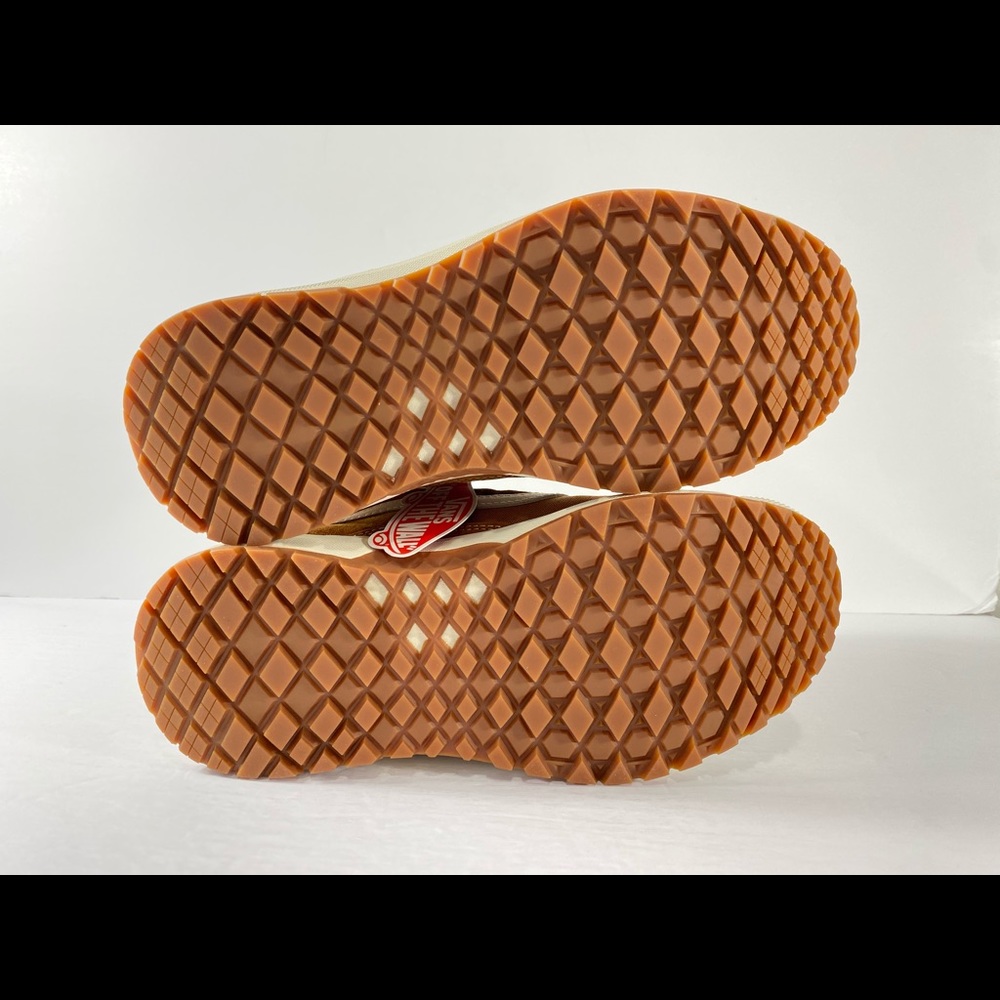 Vans UltraRange Exo Hi MTE Pumpkin Sneaker Boots - Picture 6 of 8